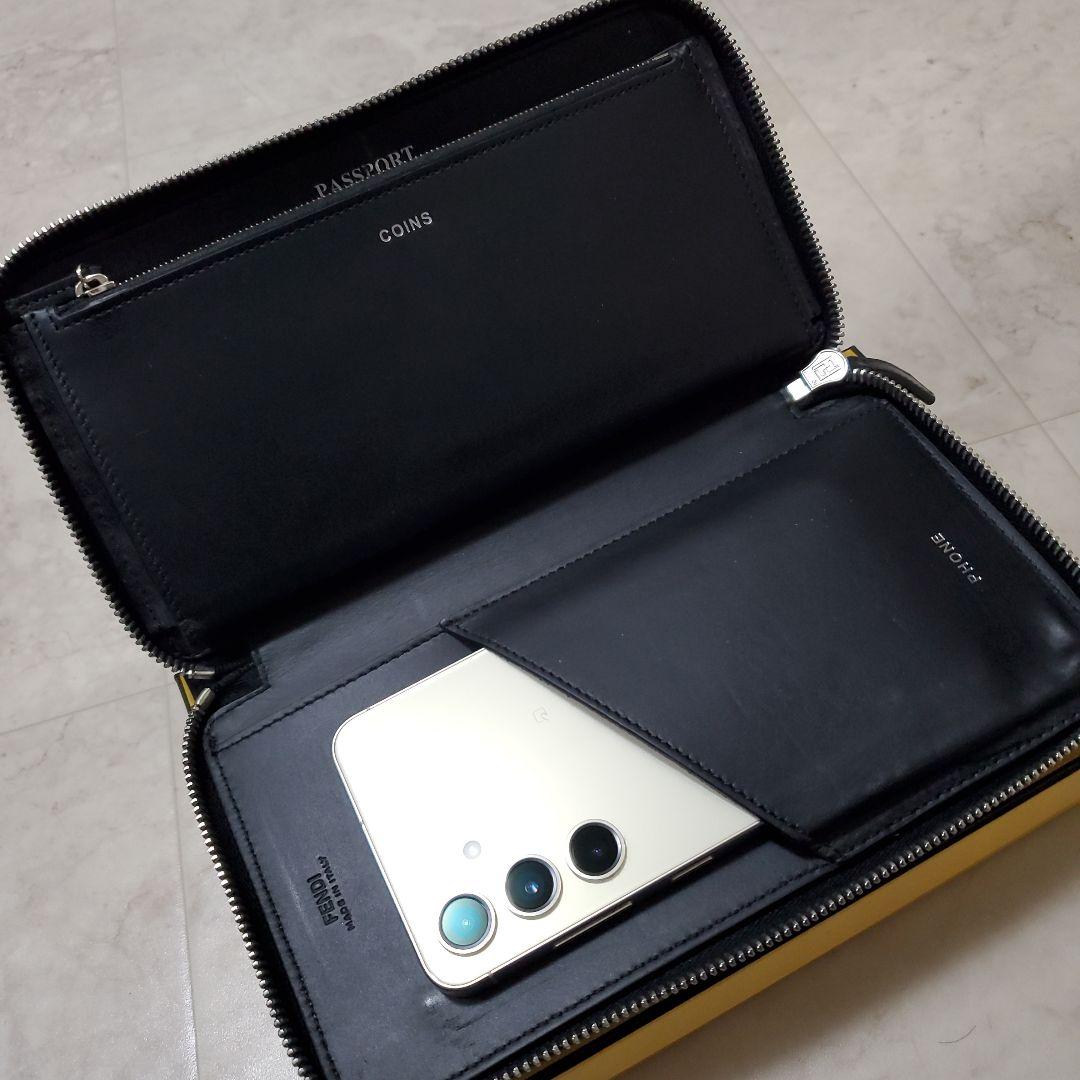 2024 FENDI 長財布 CONTINENTAL ZIP AROUND