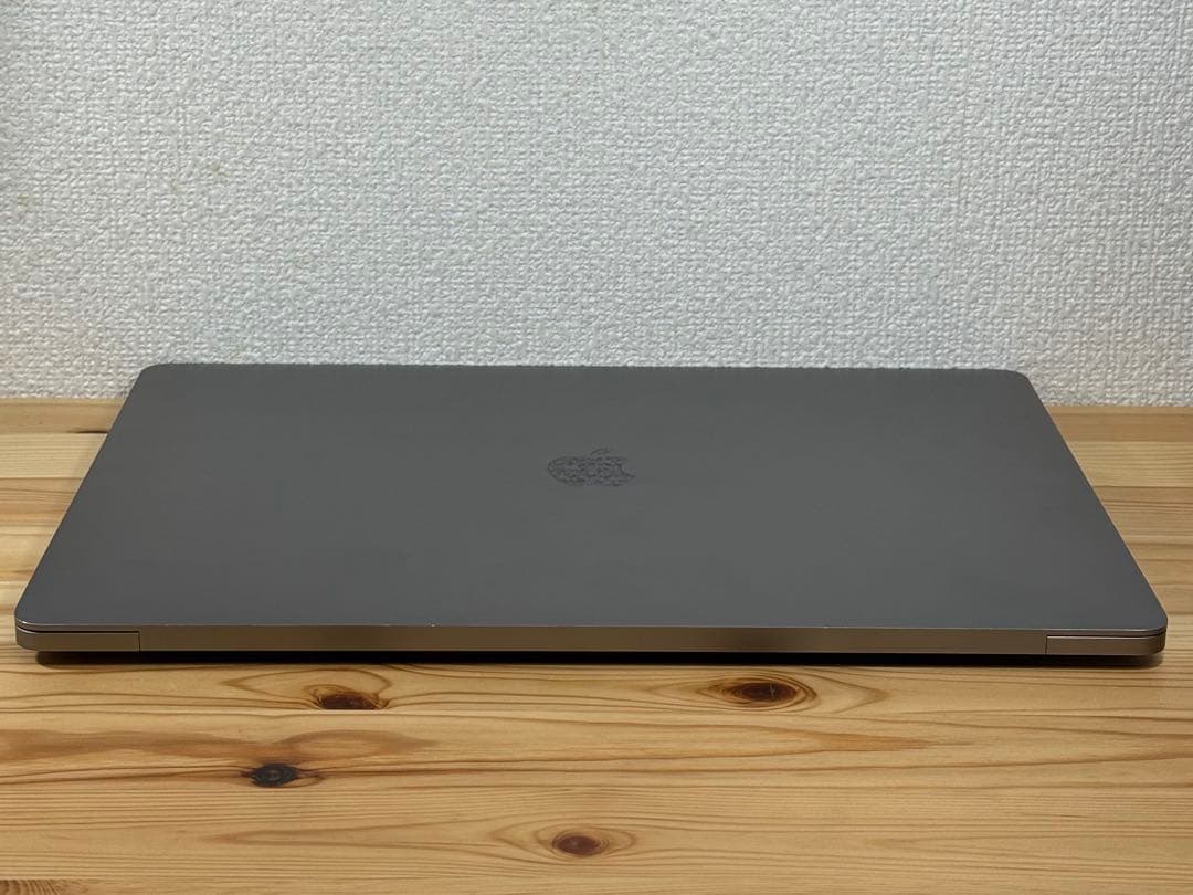 MacBook本体 Apple MacBook Pro 16 2019 i7/16GB/500Gb