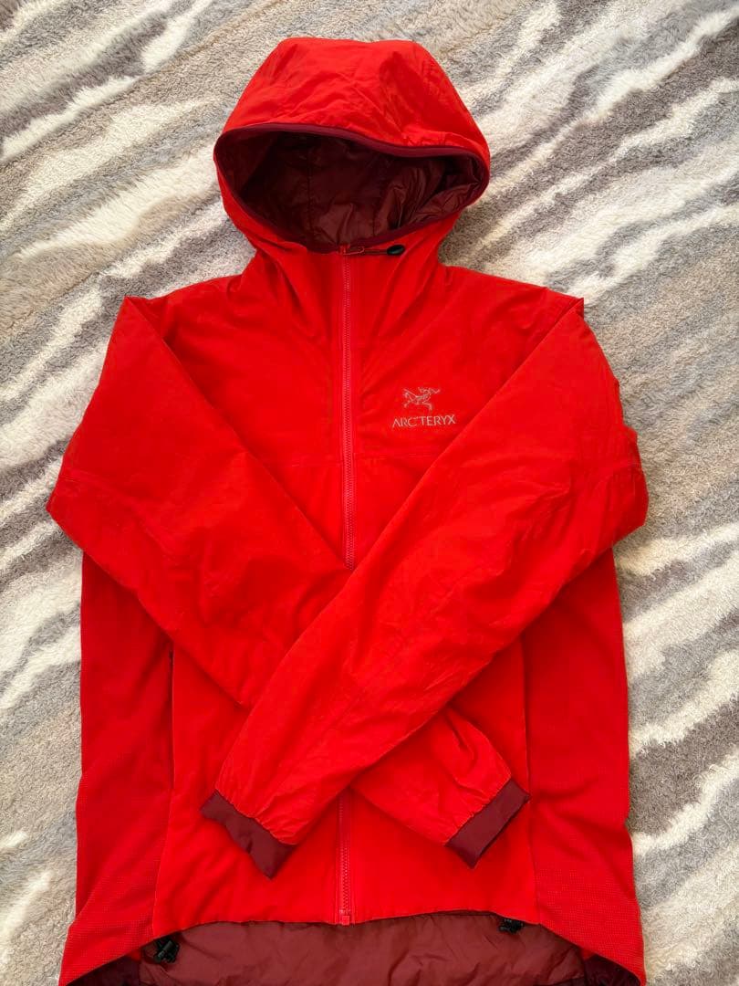 ARC'TERYX Atom Hoodie Sサイズ