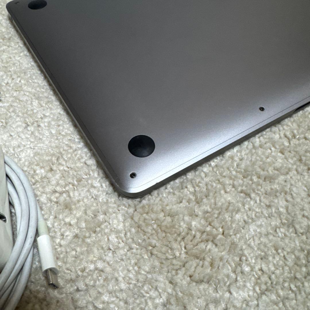 MacBook本体 MacBook Pro (13-inch, 2017, Thunderbolt