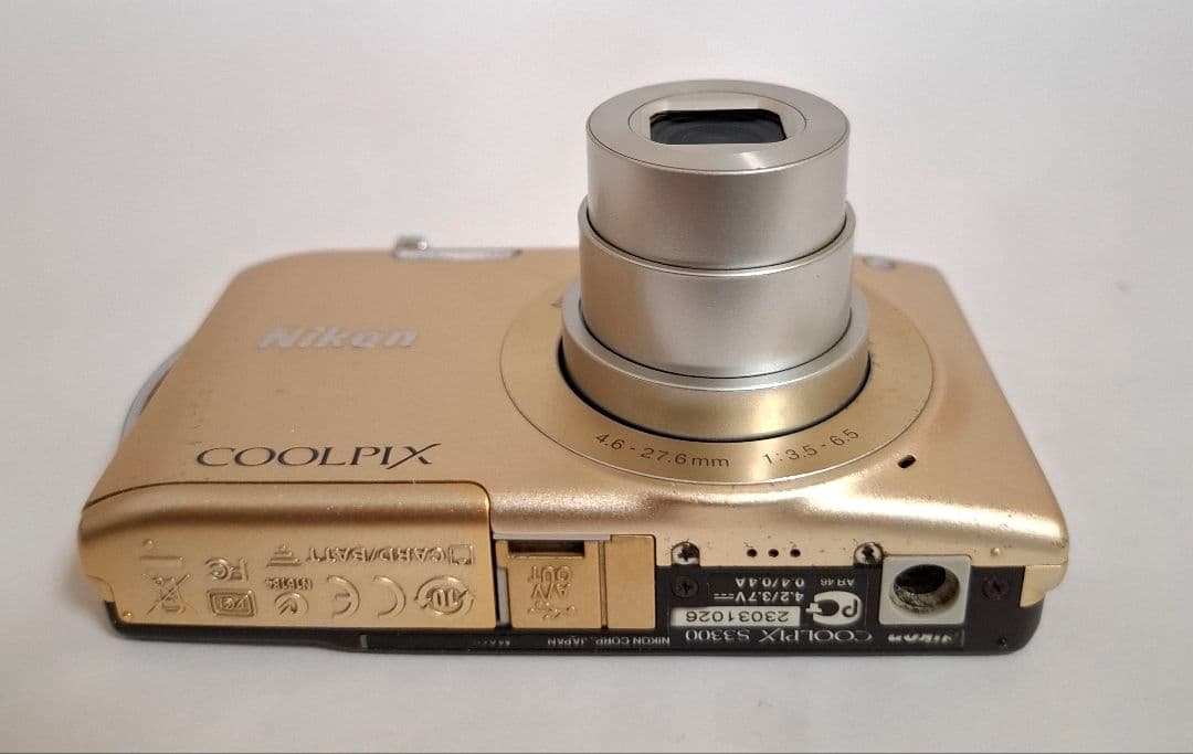 [美品] ニコン NIKON COOLPIX S3300デジタルカメラ