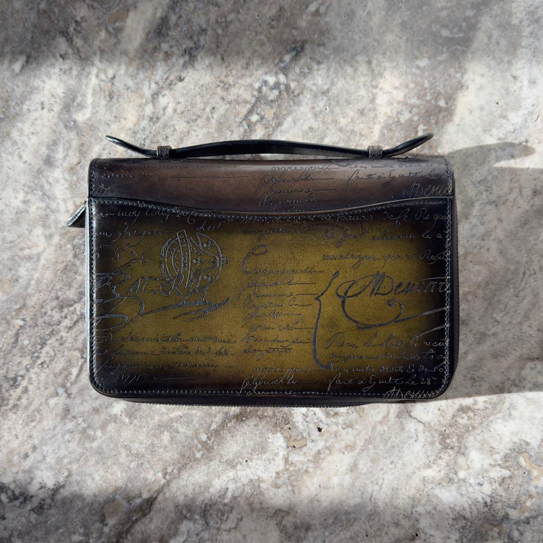 最新型 定価34.5万円 ベルルッティ イタウバワイド スクリットレザー長財布