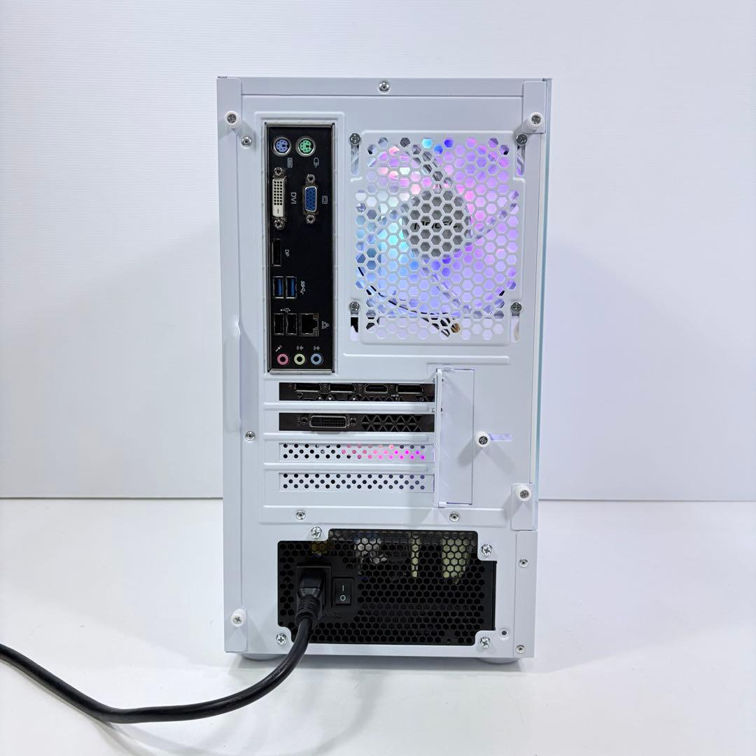 自作ゲーミングPC i7 7700 GTX1070 SSD 新品ピラーレスケース