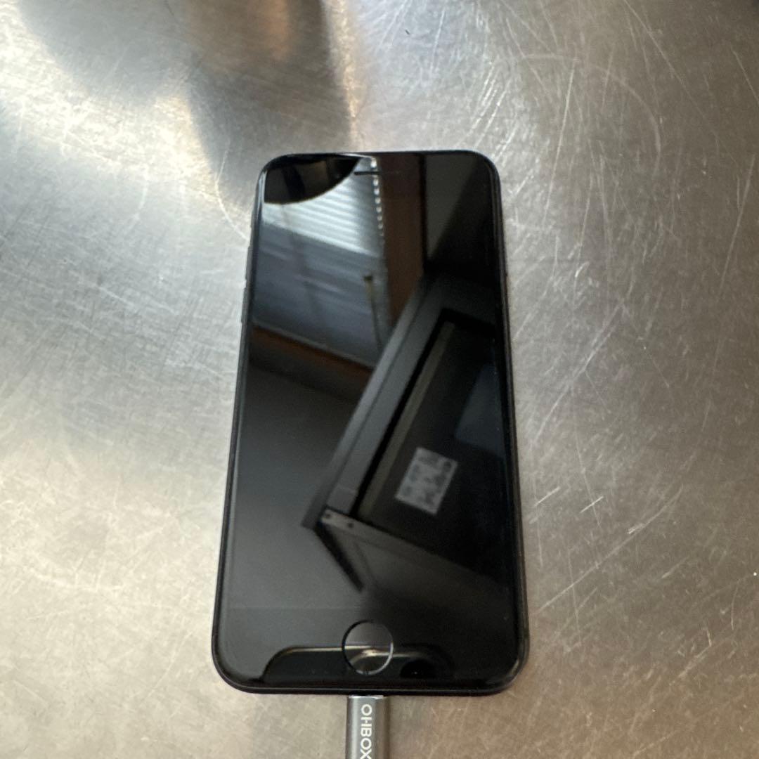 iPhone 8 ブラック 本体