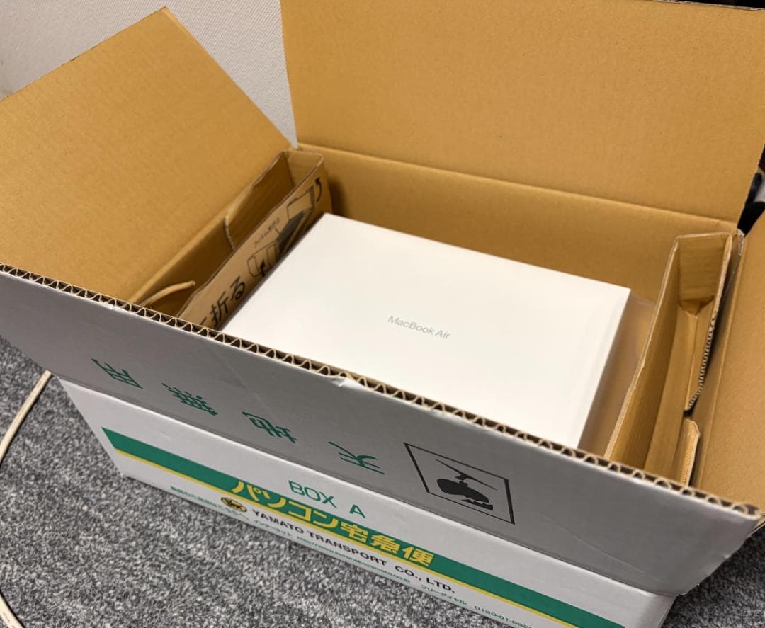 MacBook Air M2 24GB/1TB 13.6インチ ミッドナイト