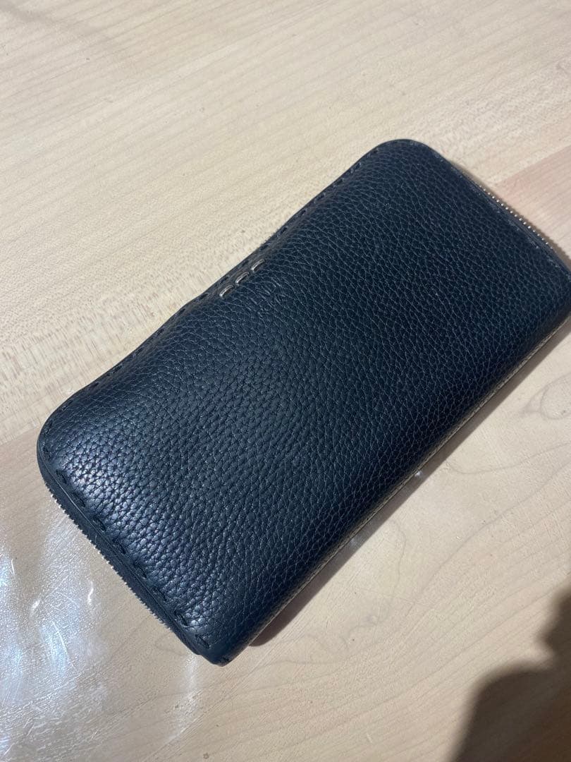 FENDI ROMA ブラックレザー長財布