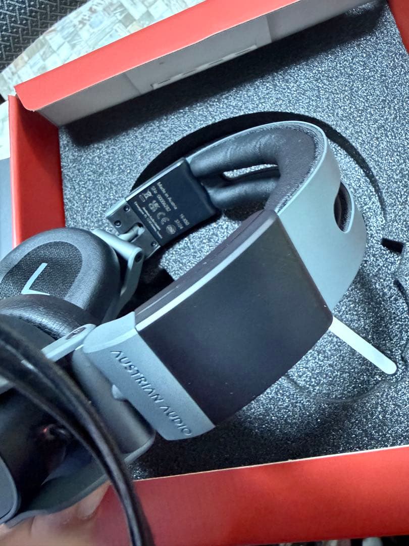 ヘッドホン Austrian Audio Hi-X50