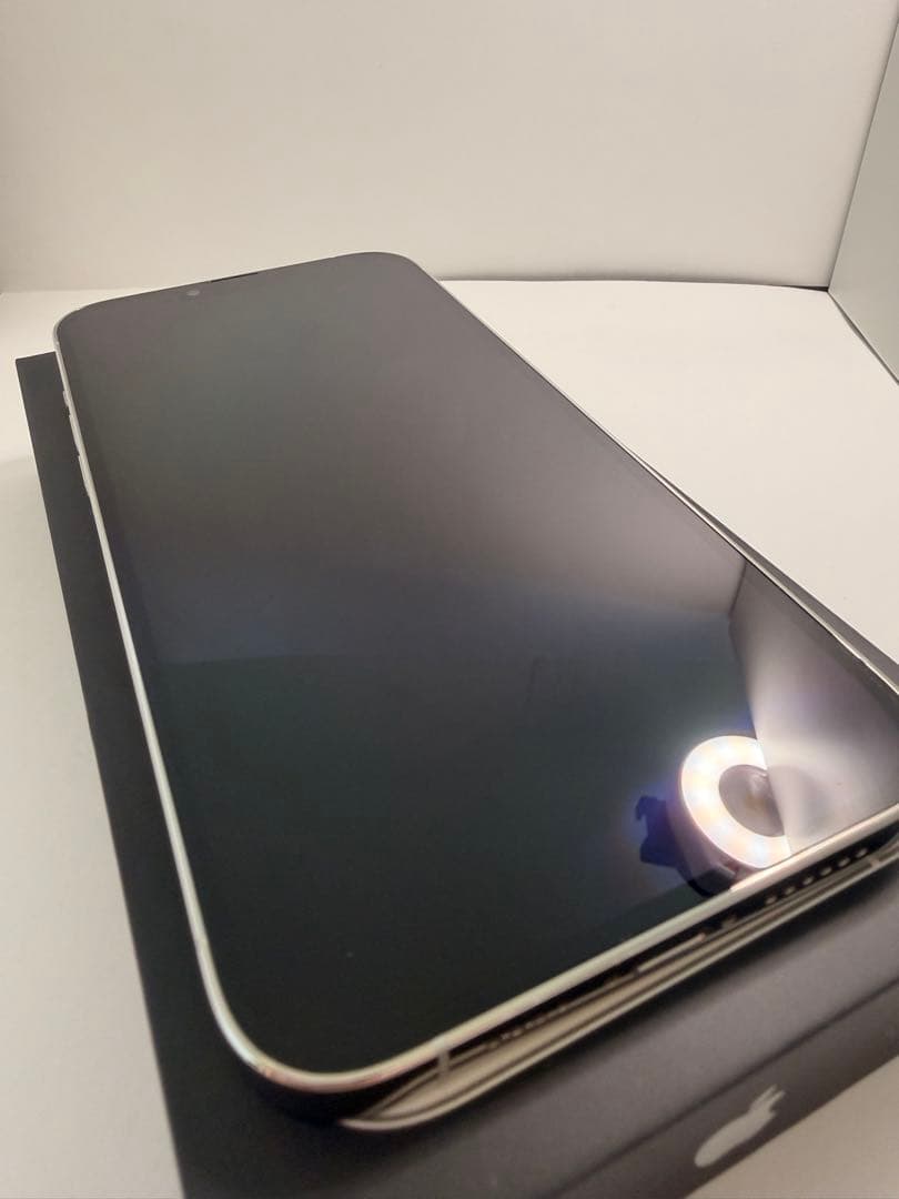 Apple iPhone 13 Pro MAX シルバー 本体