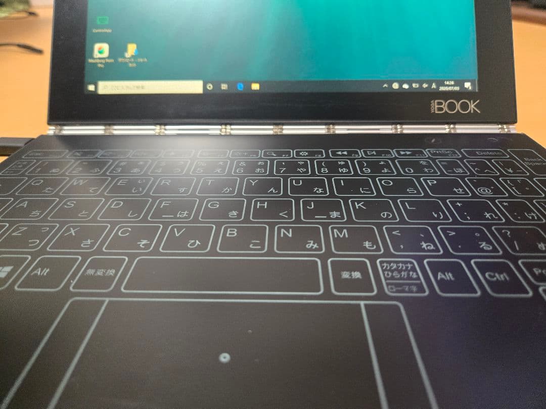 Lenovo yoga bookタブレット 本体　中古品