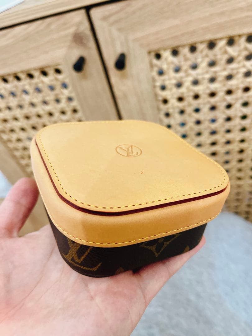 【正規品】Louis Vuitton ケース ブラウン/イエロー