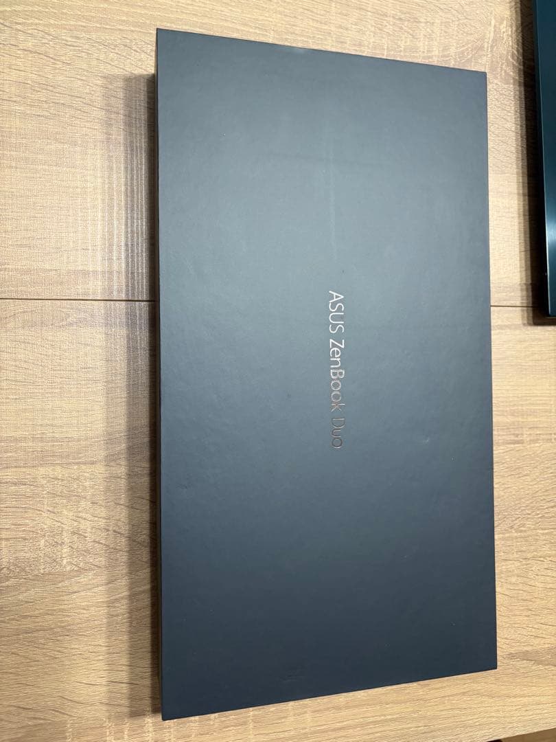 ZenBook Duo UX481F セレスティアルブルー