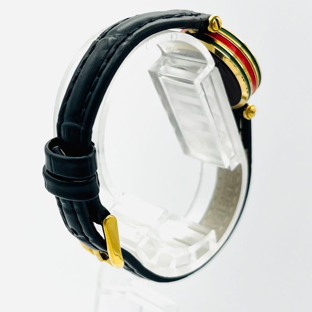 GUCCI シェリーライン ホワイト文字盤 ゴールドベゼル 革バンド