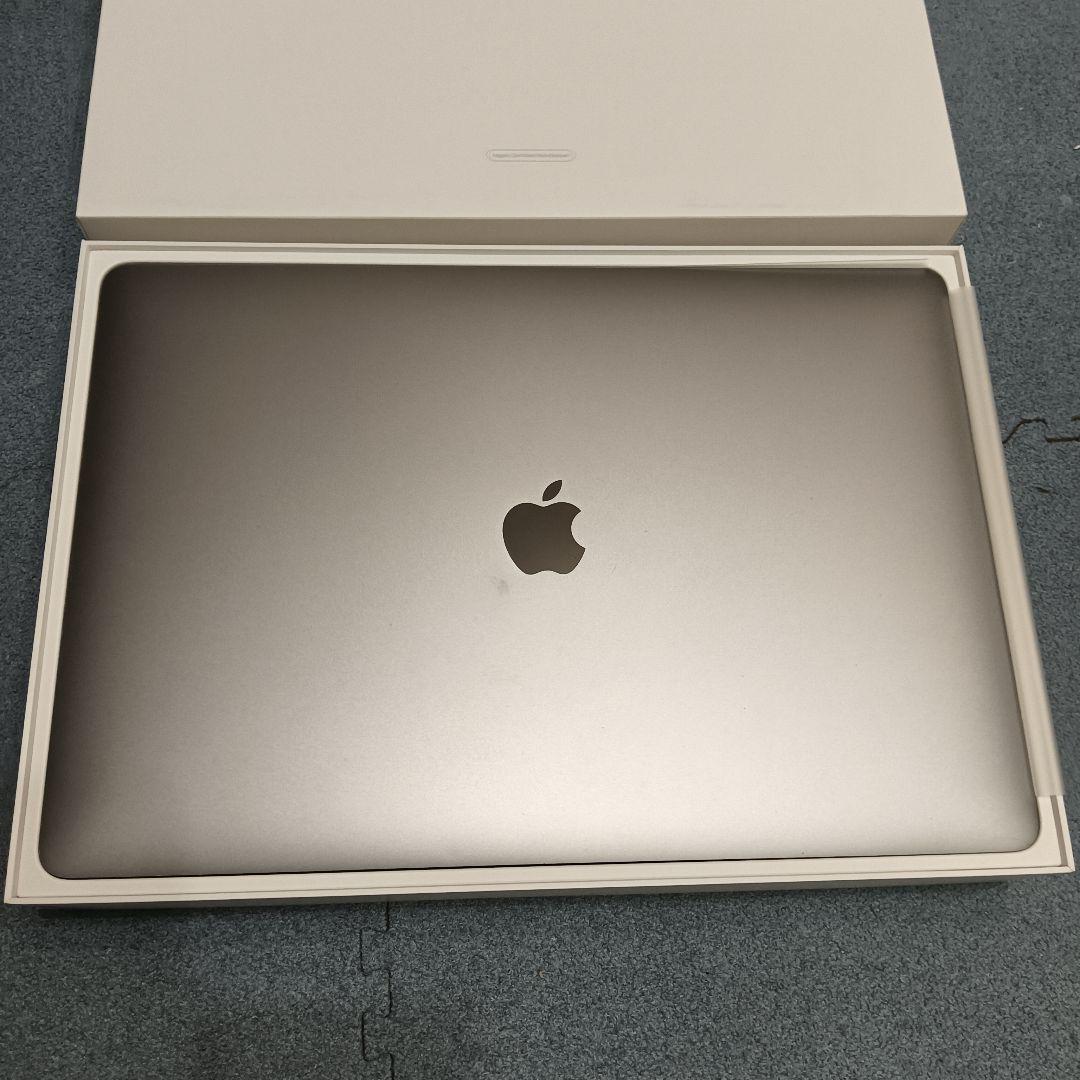 MacBook pro 15インチ i9-32GB-1TB