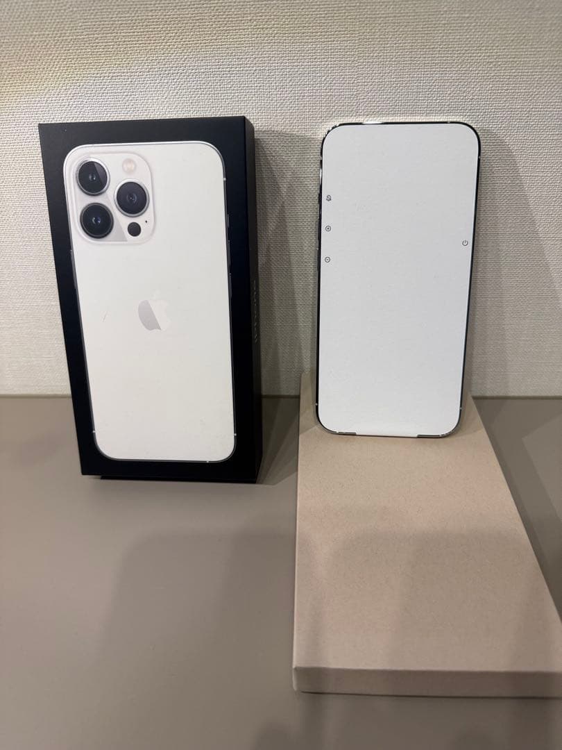 iPhone 13 Pro AppleCareバッテリー交換後未使用品