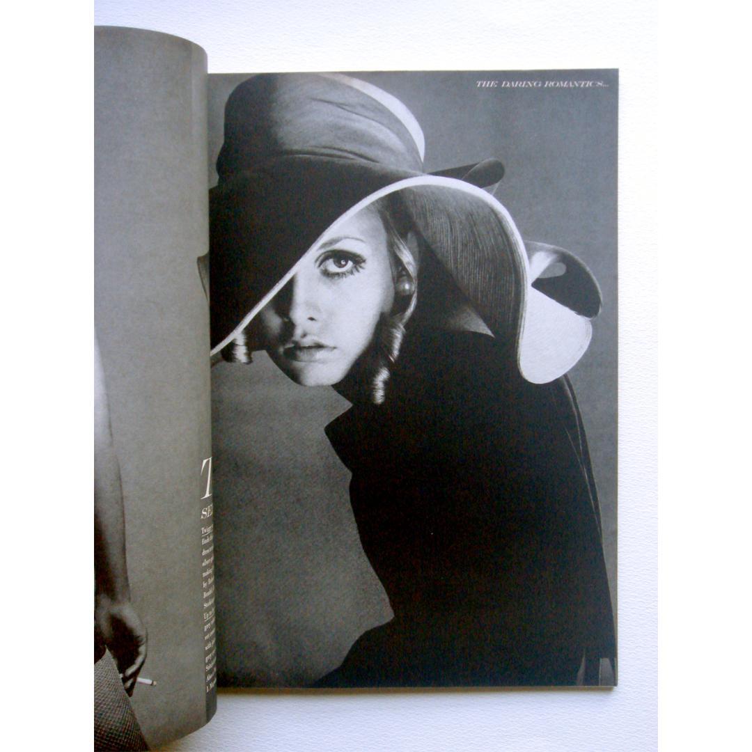 Vogue 1967 8月 twiggy ツイッギー　ヴィンテージ雑誌