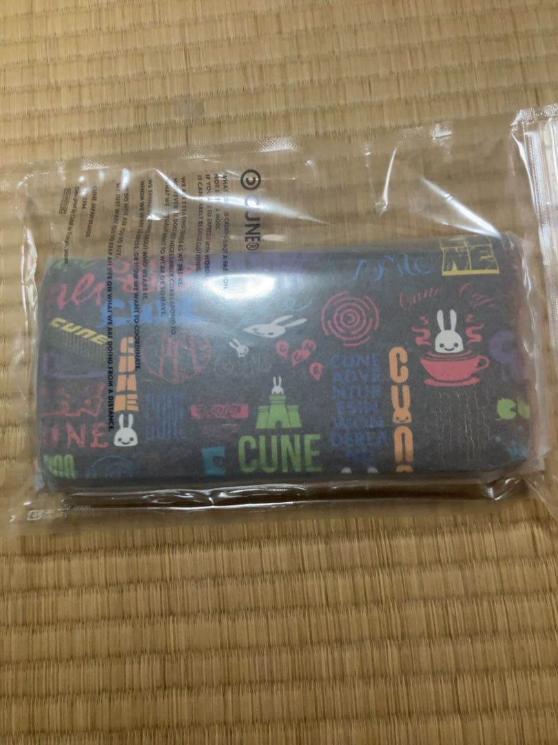 CUNE カラフル長財布 未使用