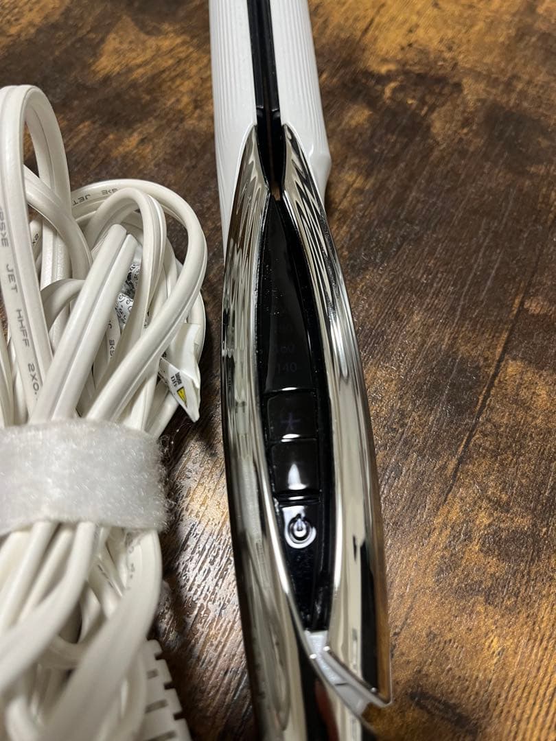 ReFa ストレートヘアアイロン白