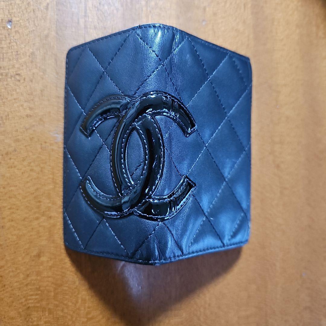 CHANEL キーケース 黒/ピンク キルティング