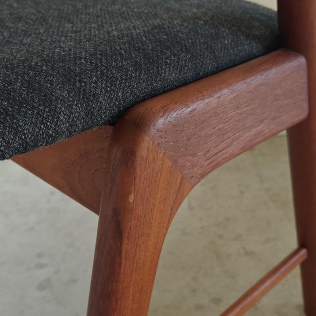 北欧ヴィンテージ　ネイルチェア　カイ・クリスチャンセン　model.32