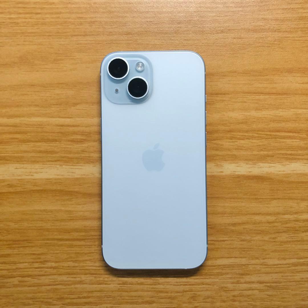 【美品・付属品完備】iPhone 15 128GB ブルー ケース4種付