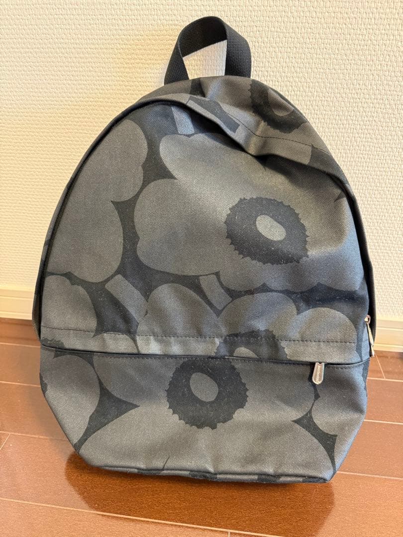 MARIMEKKO Pieni Unikko フラワーパターン リュック