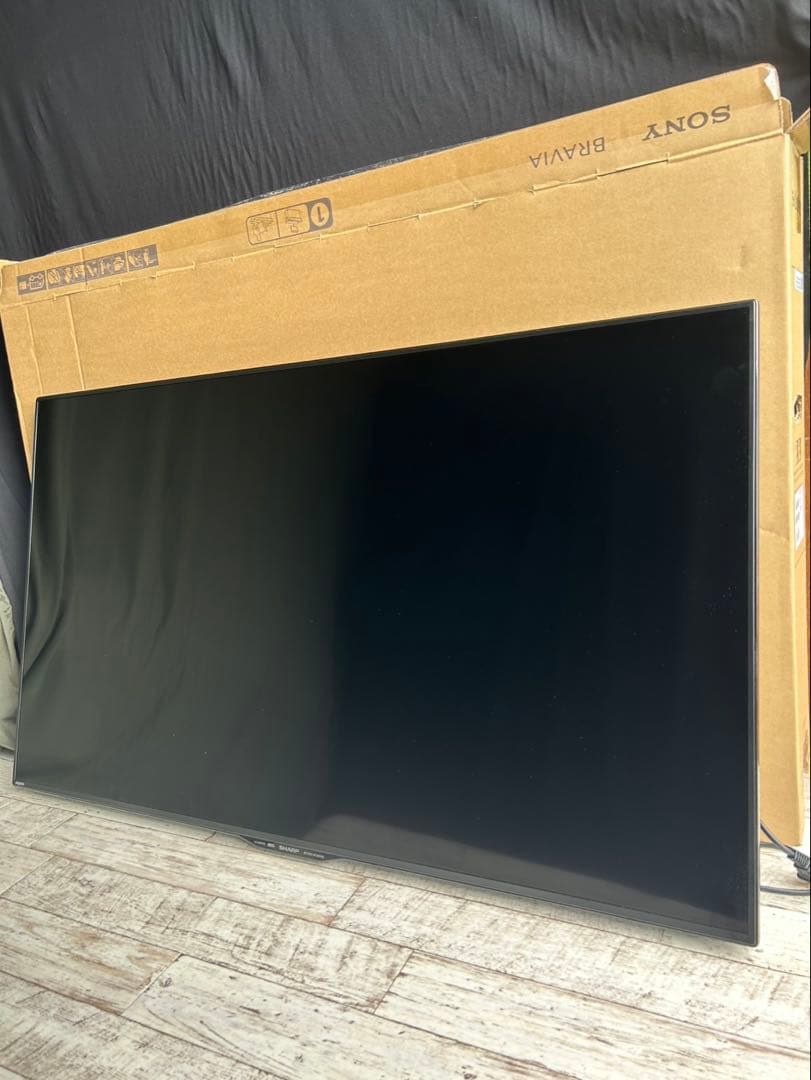 AQUOS 液晶テレビ 大画面　　シャープ　50型　※スタンドなし
