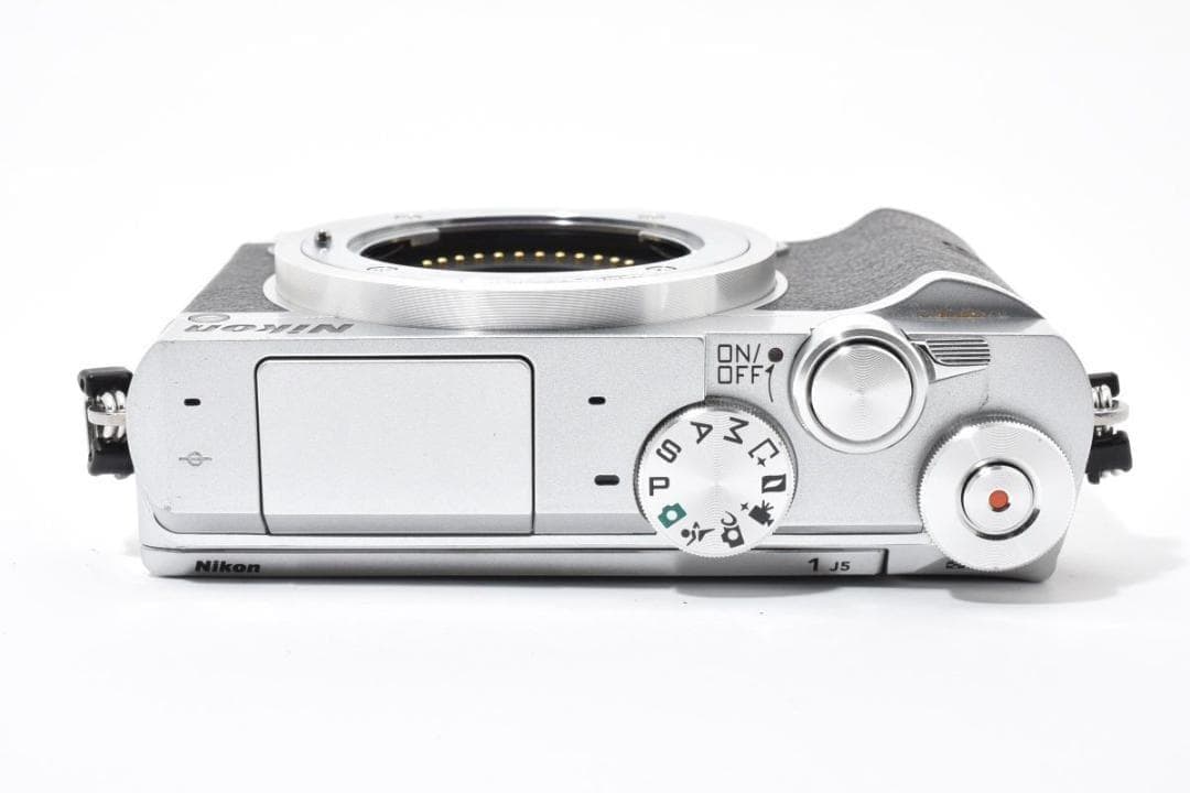 Nikon ニコン 1 J5 30-110mmセット　ミラーレス一眼カメラ