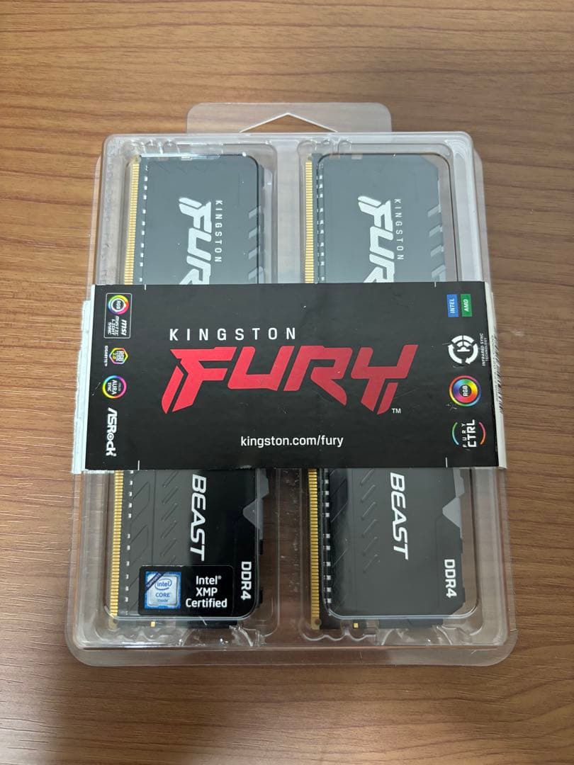 メモリー Kingston DDR4-3600 32GB RGB