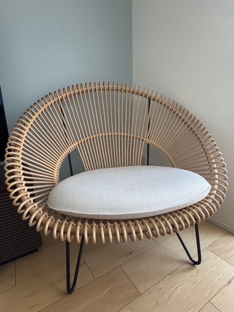 りーふ　　 ロイ コクーンチェア　モデルルーム展示品