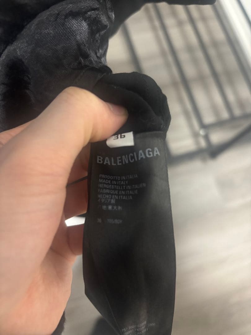 BALENCIAGA 半袖シャツ 黒