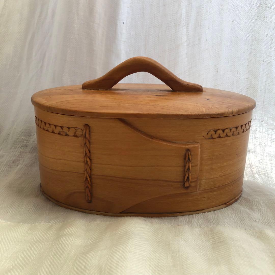 北欧　スウェーデン　木製蓋付キャニスター　アンティーク