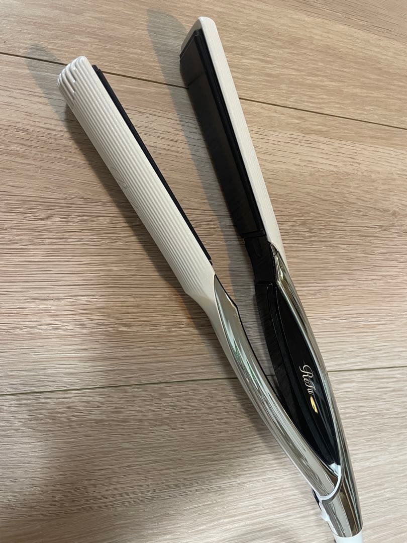 ReFa（リファ）ビューティックストレートアイロン ／ホワイト