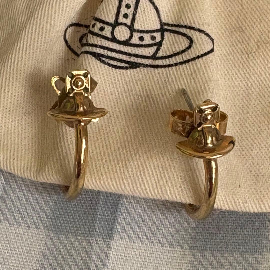 Vivienne Westwood ヴィヴィアンウエストウッド ピアス ゴールド