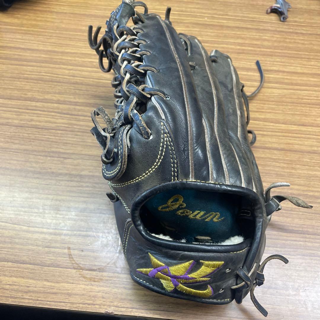 アストラル硬式外野手用グローブ 左、黒