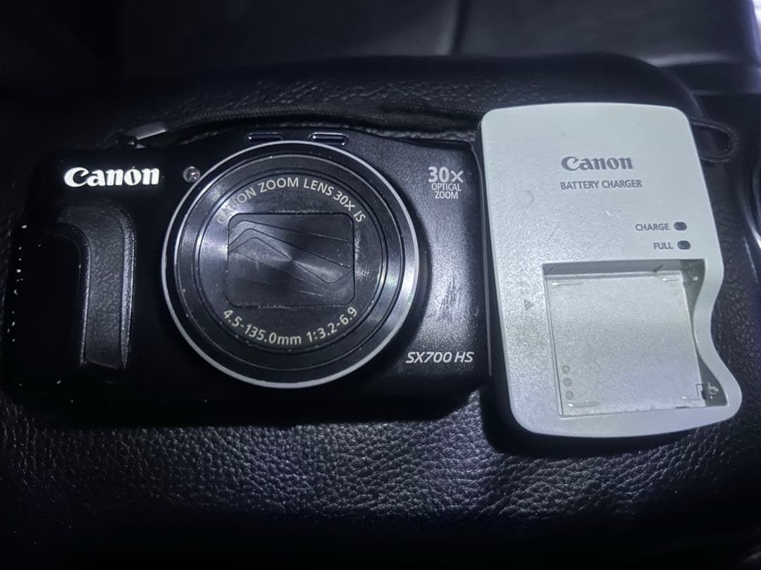 Canon PowerShot SX700 HS キャノン　デジカメ