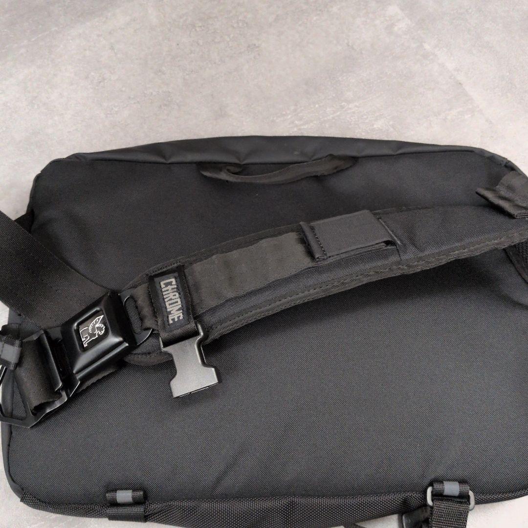 バッグ CHROME KADET MAX - BLACK TARP 15L