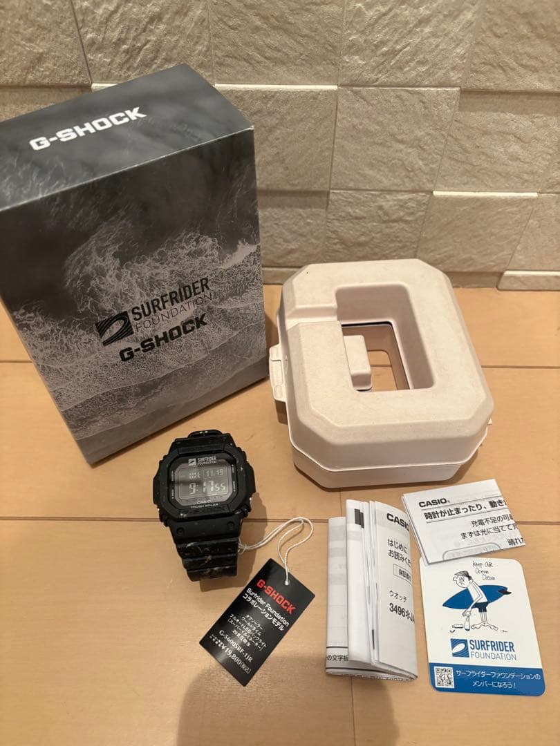 S*l様 【未使用】SURFRIDER FOUNDATION G-5600SRF