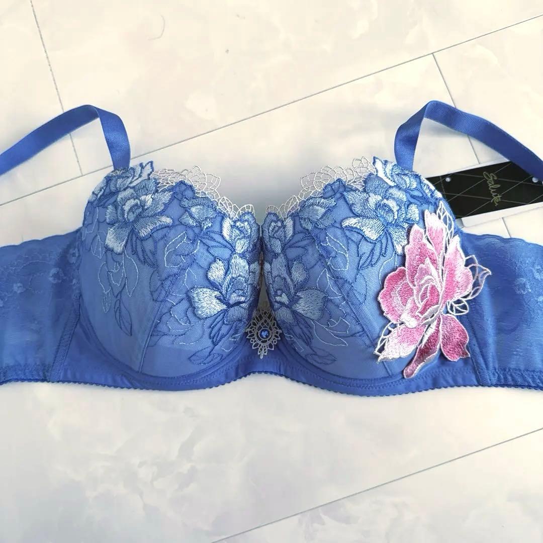 専用☆ワコール サルート G75☆76G