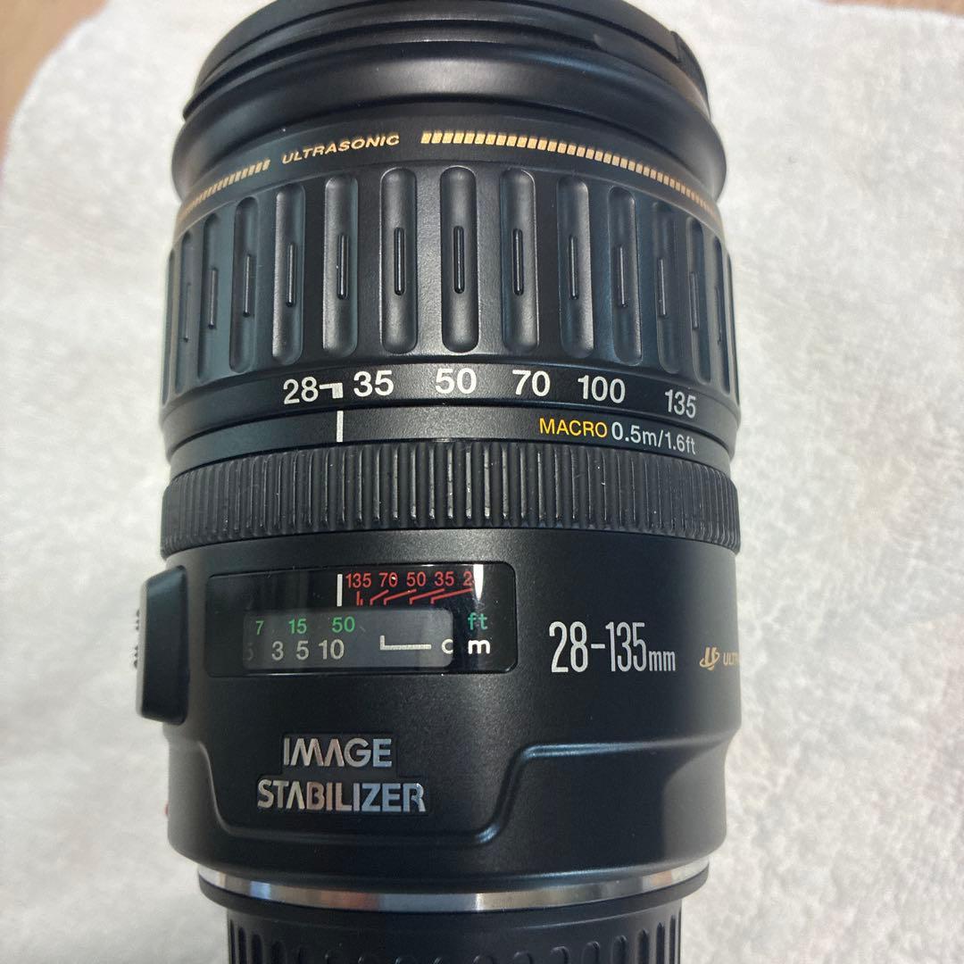 キヤノン標準ズームレンズEF28-135mm F3.5-5.6 IS USM