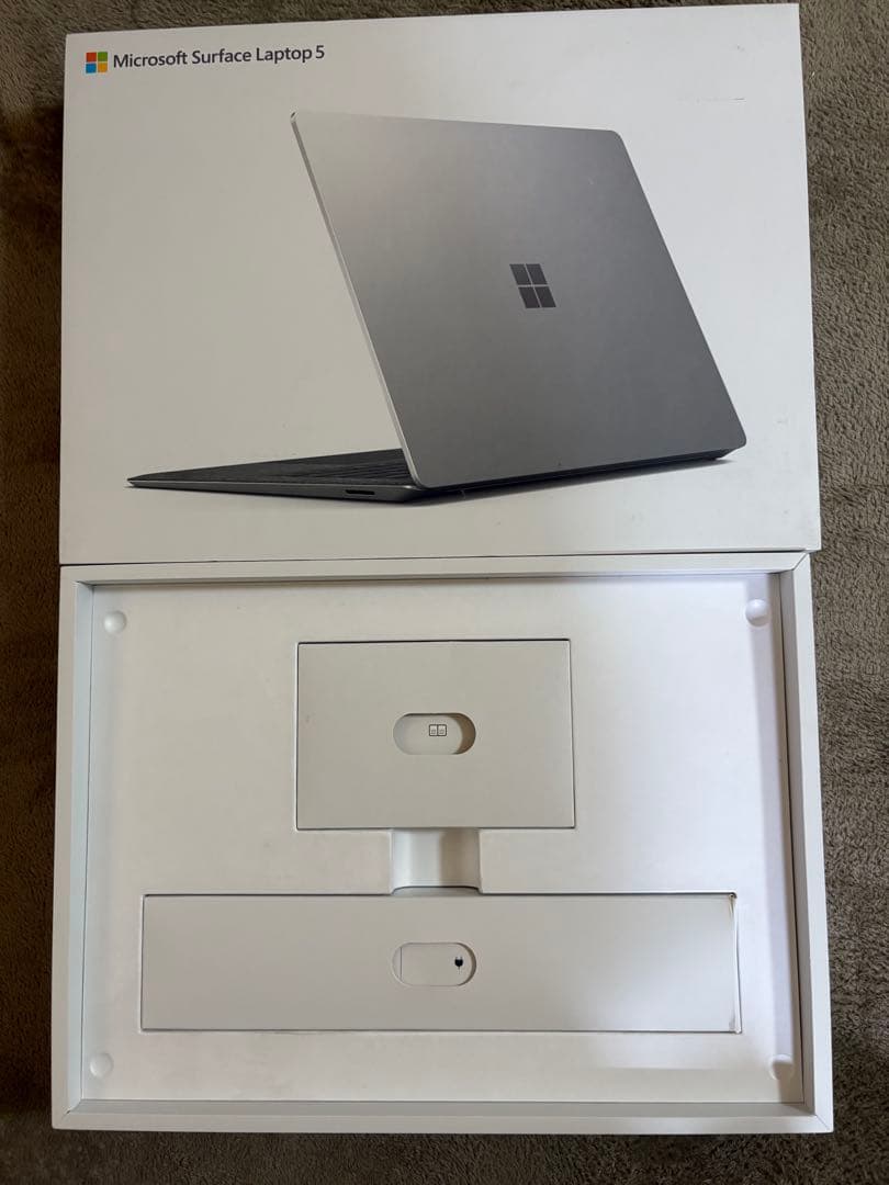 【準新品・12世代】Surface Laptop5 8G/512G Office
