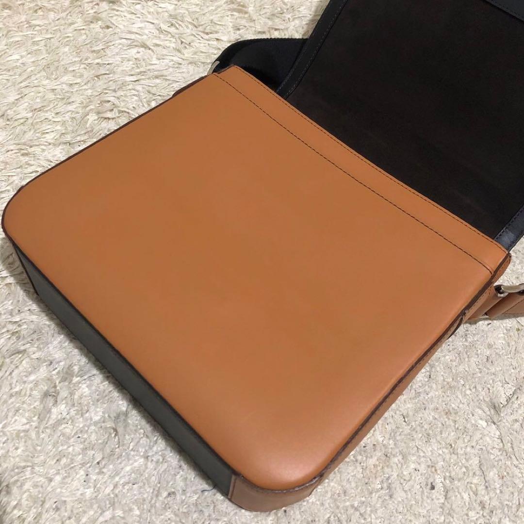 未使用✨ココマイスター シティライト　フリーショルダーバッグ