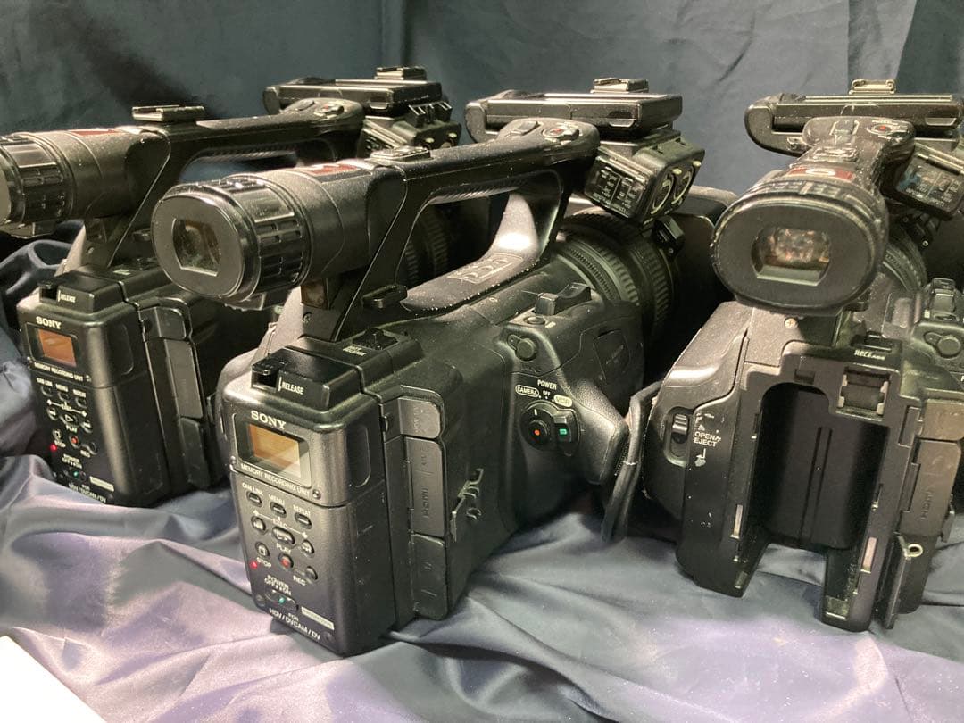 SONY hvr-MRC1K 4個セットとソニーZ5Jの5台おまけ付き！