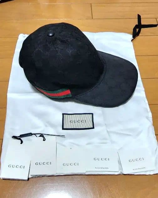 GUCCI ブラック ベースボールキャップ GGパターン　Sサイズ