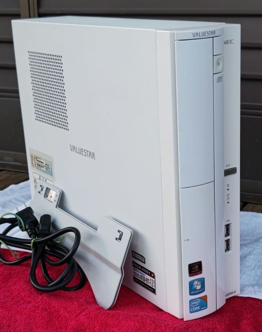 お買得 Core i7 小スペースPC★windows 11★新品キーボード