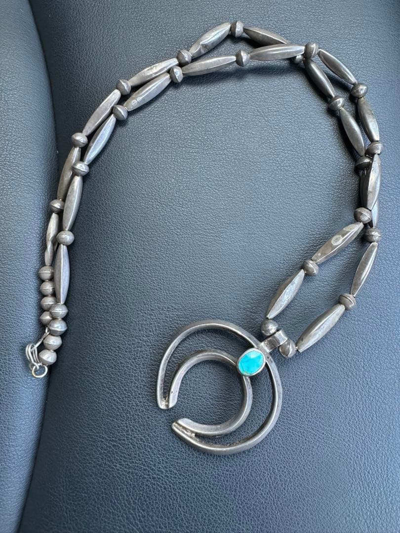 【hukumi】ヴィンテージ ナバホ族 ナジャ ネックレス