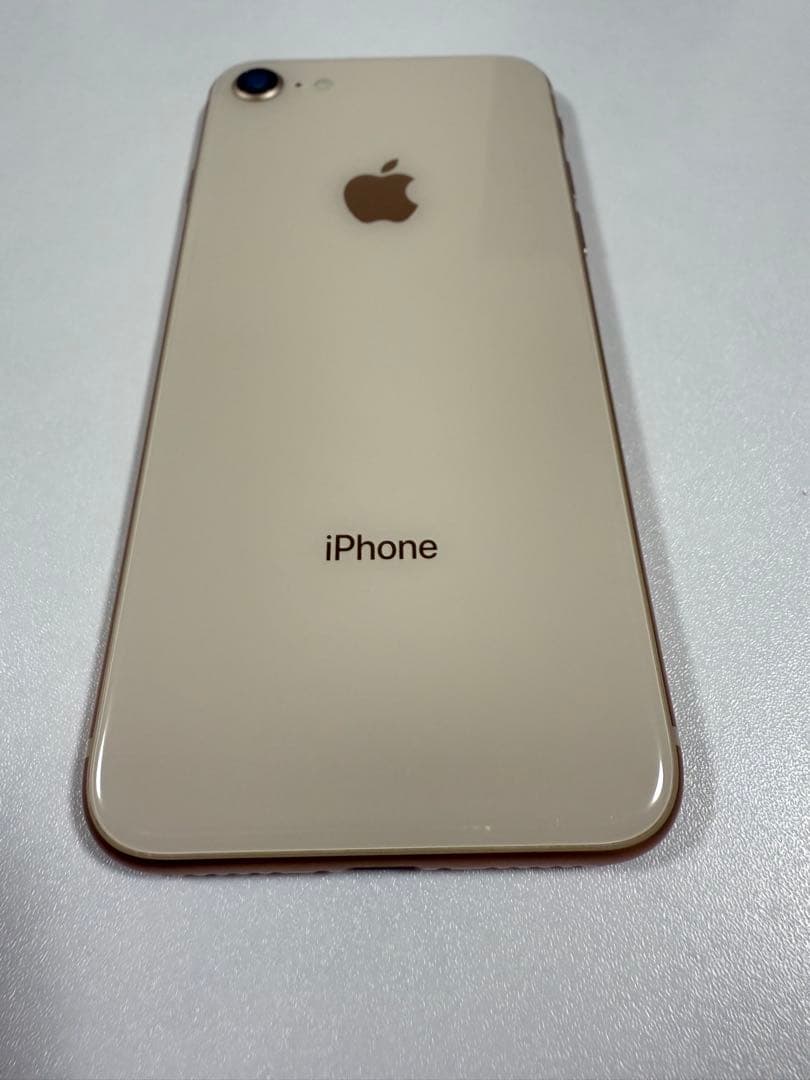 あ*い様 Apple iPhone 8 ゴールド バッテリー92%