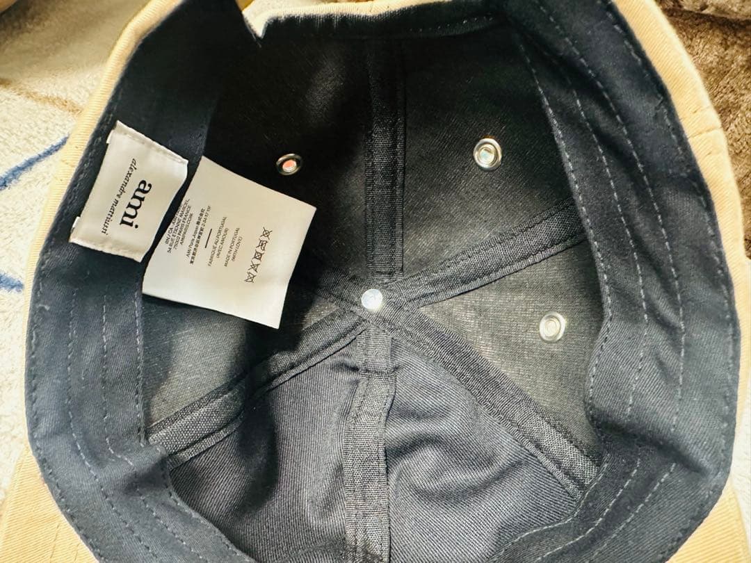 ami ベージュ キャップ ハート A刺繍