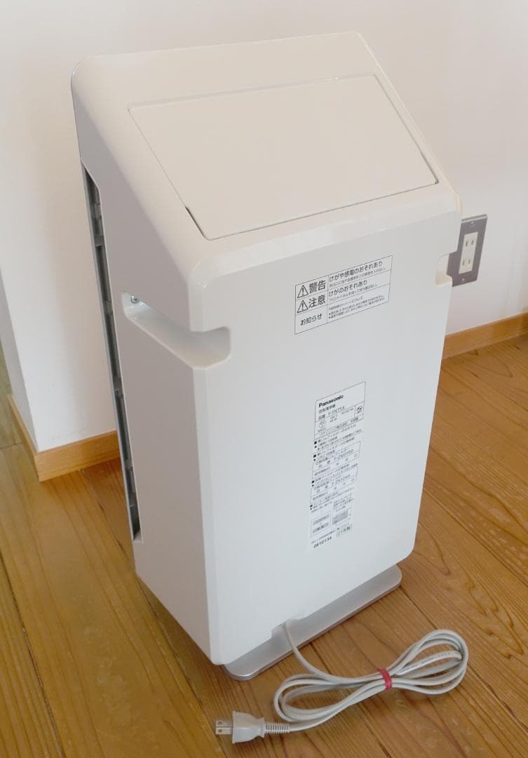 パナソニック 空気清浄機 F-PXT55-W 説明書付／ペット・喫煙なし