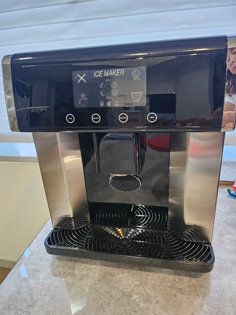 アイスメーカー ステンレス製 タッチパネル