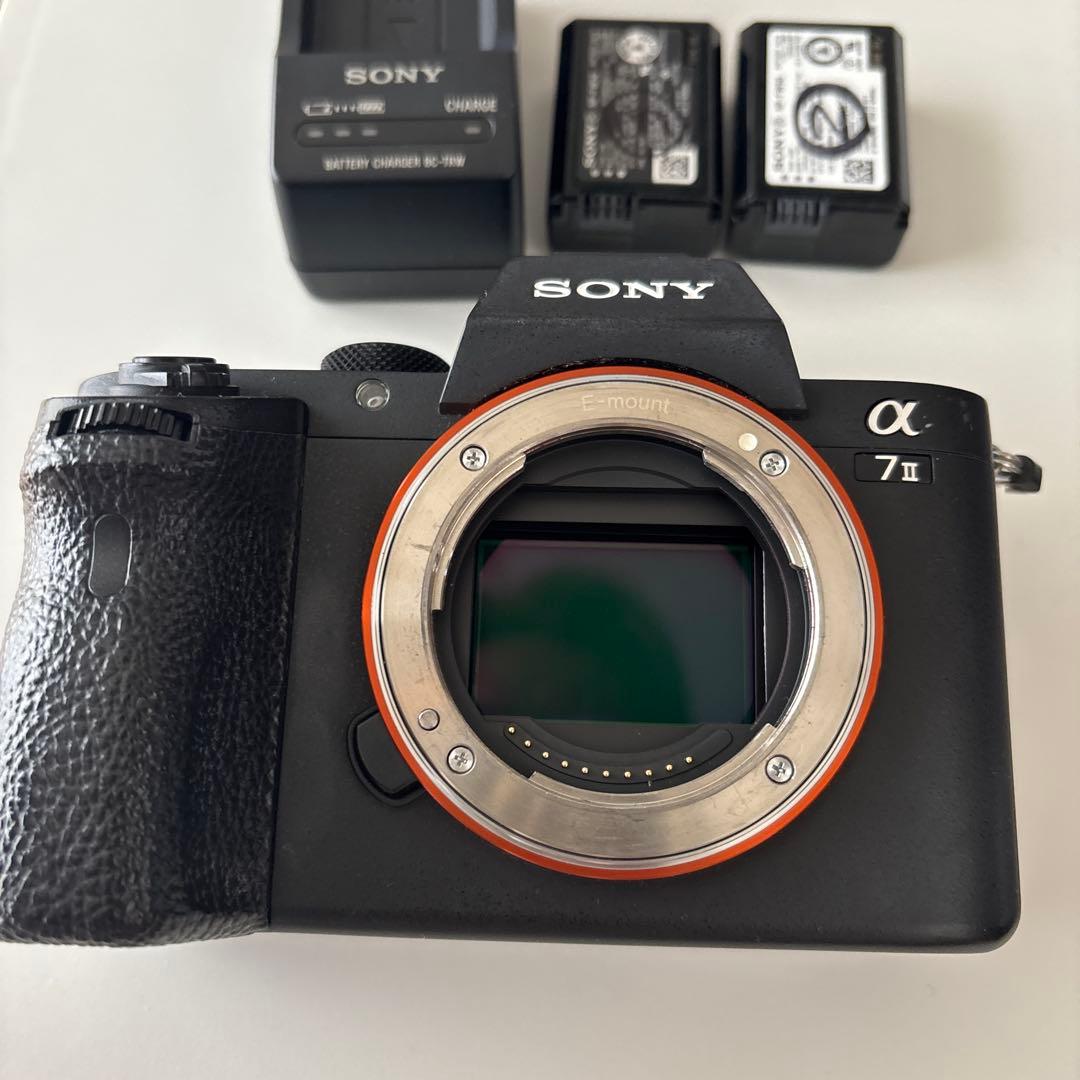 Sony α7 II ILCE-7M2K 本体 + バッテリー2個 + 充電器
